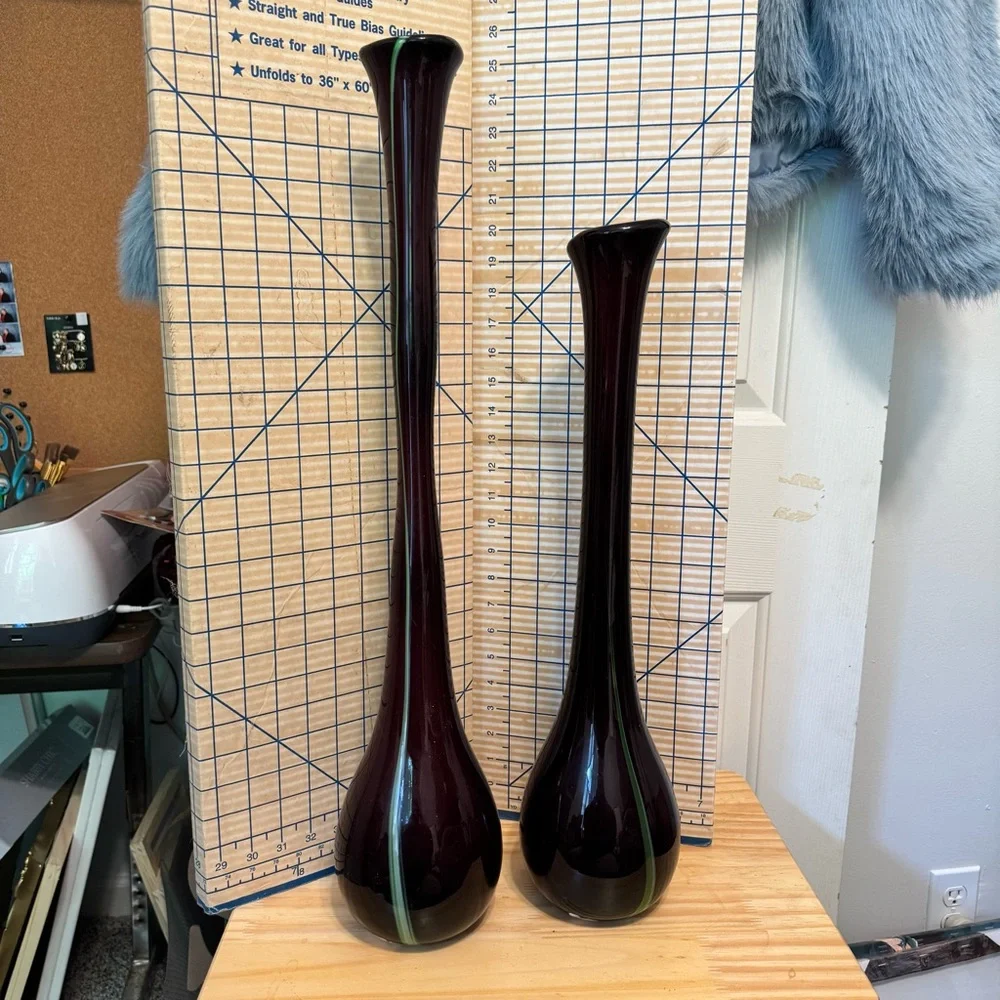 Tall Art Glass Cala Lily Stretch Swung Vases Cased Glass 25.5" & 21" - Picture 1 of 3